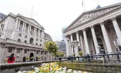  ?? Photograph: Stephen Chung/Xinhua/Barcroft Images ?? The chancellor is positively optimistic about Brexit. The Bank appears resolutely downbeat.