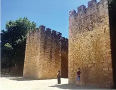  ??  ?? The medieval-era Castle of Lagos, also known as Castelo dos Governador­es (Governors’ Castle), was rebuilt in the Portuguese town on the site of a former Moorish castle, which dates back to the 13th century.