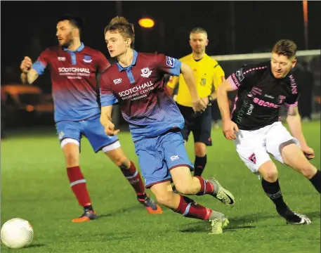  ?? Picture: Larry McQuillan ?? Thomas Byrne in action against Wexford Youths.