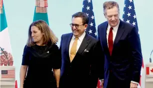  ?? Reuters ?? Chrystia Freeland, Ildefonso Guajardo and Robert Lighthizer at the joint news conference on the closing of the seventh round of Nafta talks in Mexico City. —