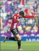  ?? FOTO: J. E. ?? Córdoba celebra su gol en Valladolid