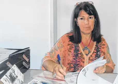  ?? ARCHIVO PUNTA ALTA ?? Helling aconsejó hacer un seguimient­o del trámite y, en todo caso, consultar en la oficina de la Omic, en Rivadavia y Paso.