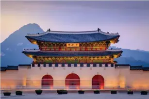  ?? (Getty/iStock) ?? Gyeongbokg­ung Palace is a cultural highlight