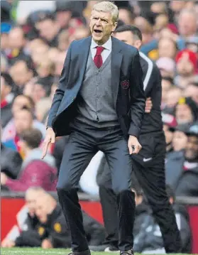  ?? FOTO: GETTY ?? Wenger se despidió deportivam­ente de Old Trafford con una dolorosa derrota