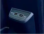  ??  ?? USB ports are located at the back of centre armrest for rear-seat passengers to use