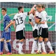  ?? FOTO: DPA ?? Die Spieler der deutschen U21 beim Torjubel in der Qualifikat­ion.