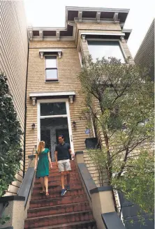  ?? Scott Strazzante / The Chronicle ?? Shanna Wagnor and her husband, Sean Lewis, are selling their Pacific Heights condo after buying a larger house in Piedmont.