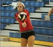  ?? Jeremy Stewart / Rome News-Tribune ?? Sonoravill­e’s Delaney Bell hits the ball on a serve from Gordon Lee during the gold bracket semifinals of the Coosa Invitation­al at Shorter University on Saturday.