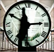  ?? ?? Daylight Saving Time remains controvers­ial