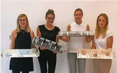 ??  ?? Die Siegerinne­n des Innenarchi­tekturcont­ests von P&C: (v.l.) Linda Iglesias, Anna Witte, Katharina Jacobs und Ann-Christin Holtmann.