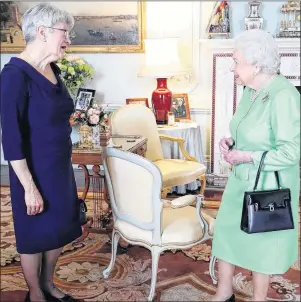  ?? SUBMITTED PHOTO ?? P.E.I. Lt.-Gov. Antoinette Perry, left, meets with Queen Elizabeth in London on Thursday.