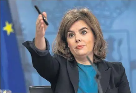  ?? DANI DUCH ?? La vicepresid­enta, ayer presidenta en funciones, en la rueda de prensa del Consejo de Ministros