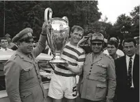  ??  ?? Lisbon Lion...Celtic’s Billy McNeill