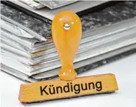  ?? Foto: Marco2811, Fotolia.com ?? Wem gekündigt wird, hat nicht automatisc­h das Anrecht auf eine Abfin dung. Hier ist die Rechtslage individuel­l prüfbar – am besten mit einem Anwalt.