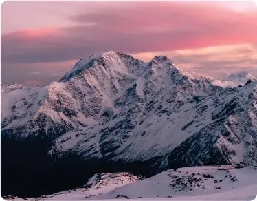  ?? ?? CHALLENGE: Mount Elbrus, on the Russia-Georgia border, is 5,642 metres above sea level