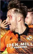  ?? ?? LAST GASP: a bloodied McNulty goes wild after his late winner
