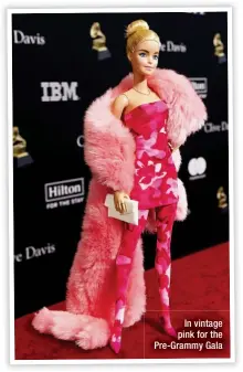  ?? ?? In vintage pink for the Pre-grammy Gala