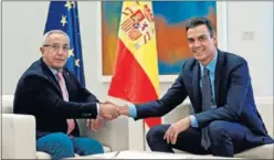  ??  ?? DIÁLOGO. Blanco y Sánchez, en un encuentro a principios de octubre.