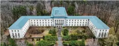  ?? Foto: Patrick Pleul, dpa ?? Das nördlich von Berlin gelegene Areal am Bogensee umfasst die ehemalige FDJ-Hochschule Wilhelm Pieck und die Villa von Reichsprop­agandamini­ster Joseph Goebbels.