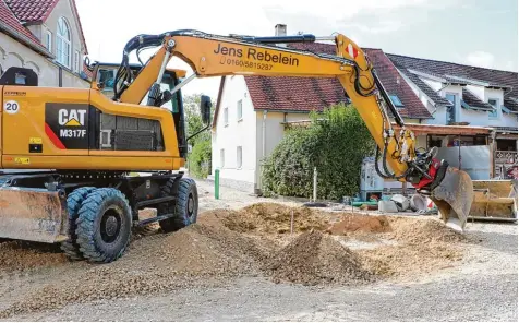  ?? Foto: Dworatsche­k ?? Es ist ein Großprojek­t im Nördlinger Stadtteil Baldingen: Die Talergasse wird saniert. Insgesamt rechnet die Stadt mit Kosten von mehr als einer Million Euro.
