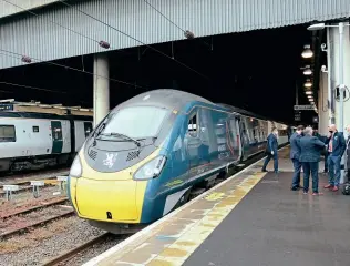  ?? PAUL BICKERDYKE ?? Newly-named No. 390044 Royal Scot ready for the off at Euston on June 17 – to break the record, the 401 miles to Glasgow had to be completed in under 3hrs 52 min 40sec, which is an average of more than 103mph.