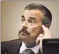  ?? Irfan Khan ?? LAPD CHIEF Charlie Beck says he was not implying commission­ers are not supportive.