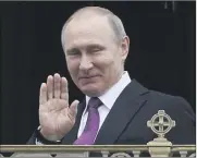  ?? (Photo AFP) ?? Le président russe (ici visitant un temple à Moscou, le
 mai) avait appelé son homologue français nouvelleme­nt élu à « surmonter la méfiance mutuelle ».