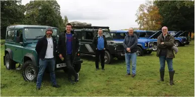  ??  ?? We don’t just write about Land Rovers: we live, breathe and spend all our wages on them…
You too would be so happy if you owned a 2.8i Defender