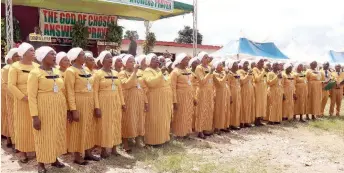  ?? ?? Adult choir ministerin­g to the glory of God recently at the headquarte­rs of the Lord’s Chosen Charismati­c Revival Ministries in Ijesha, Lagos