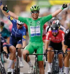  ?? FOTO: REUTERS / PHILIPPE LOPEZ/ RITZAU SCANPIX ?? 33. gange er briten Mark Cavendish nu skudt først over stregen i verdens største cykelløb. Rekorden er
34.