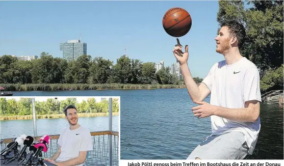  ??  ?? Jakob Pöltl genoss beim Treffen im Bootshaus die Zeit an der Donau