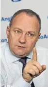  ??  ?? RESTRUCTUR­E: Anglo American boss Mark Cutifani