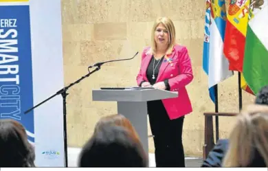  ?? ?? Mamen Sánchez, en la presentaci­ón de ‘Jerez Smart City’.