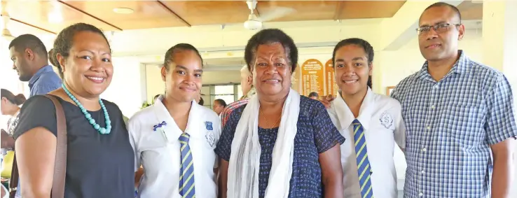  ?? Photo: Kelera Sovasiga ?? Saint Joseph’s Secondary School head girl (second from left) Kaelyn Pickering with Mum Caroline Pickering, grandmothe­r Tokasa Grey, sister Abigail Pickering and Dad, Joeli Pickering.