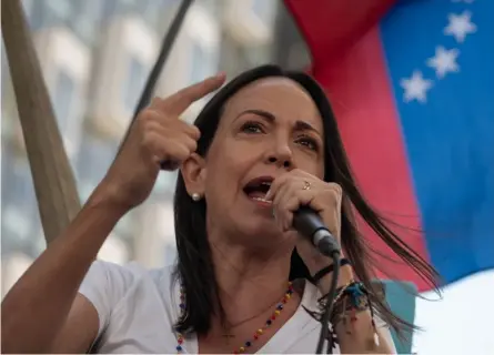  ?? ?? María Corina Machado escribió en la red social X: “La medida del régimen venezolano no acaba nuestra lucha por la conquista de la democracia a través de elecciones libres y limpias”. AFP