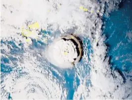  ?? NATIONAL INSTITUTE OF INFORMATIO­N AND COMMUNICAT­IONS (JAPAN) ?? A screen grab from a satellite Saturday shows the volcanic eruption that provoked a tsunami in Tonga.