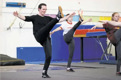  ?? Scott Strazzante / The Chronicle ?? Bradley Henderson takes part in a class at Circus Center led by a fellow Cirque du Soleil veteran.