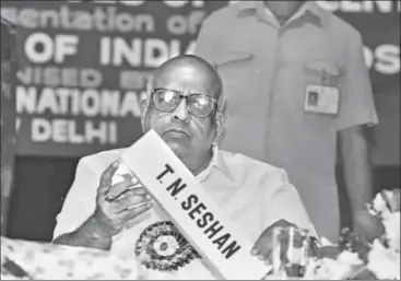  ?? RAJIV GUPTA/HT PHOTO ?? The man who changed the way Indian elections were conducted: TN Seshan at FICCI on 27 October, 1994