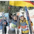  ?? FOTO: TROVATI/DPA ?? Justus Strelow und Vanessa Voigt feierten in Antholz einen historisch­en Sieg.