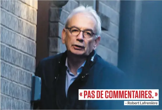  ?? PHOTO D’ARCHIVES, PIERRE-PAUL POULIN ?? Le commissair­e à la lutte à la corruption Robert Lafrenière a été croisé hier par Le Journal à sa résidence de la Rive-Sud.