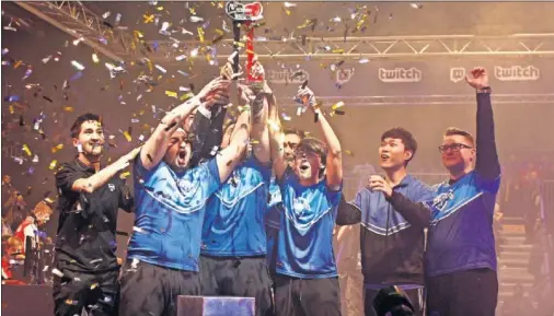  ??  ?? LOS REYES. Los malagueños de Giants Gaming se llevaron la victoria en la final de League of Legends ante MAD Lions.