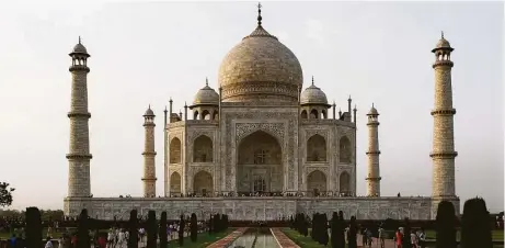  ?? Ruth Fremson / New York Times ?? Taj Mahal’s white marble is so luminous that it seems to float in a symphony of domes and minarets.