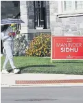  ??  ?? Liberal Maninder Sidhu and Conservati­ve Naval Bajaj are competing in Brampton East. The city of about 600,000 has been hit hard by COVID-19.