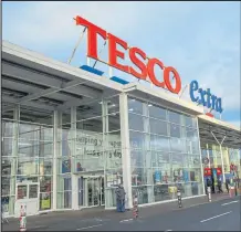  ??  ?? Tesco will introduce defibrilla­tors to 907 stores across the UK