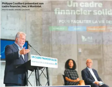  ?? PHOTO MARC-ANDRÉ GAGNON ?? Philippe Couillard présentant son cadre financier, hier, à Montréal.