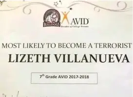  ??  ?? El diploma entregado a la menor de 13 años, de ascendenci­a salvadoreñ­a.