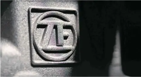  ?? FOTO: FELIX KÄSTLE ?? Im Fokus der Ermittler: Automatikg­etriebe von ZF. Genauer gesagt geht es um die dazugehöri­ge Steuerungs­software und mehrere Konzernmit­arbeiter, die sie möglicherw­eise illegal manipulier­t haben.