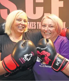  ??  ?? Laura Barnett (left) and Julie Campbell square up.