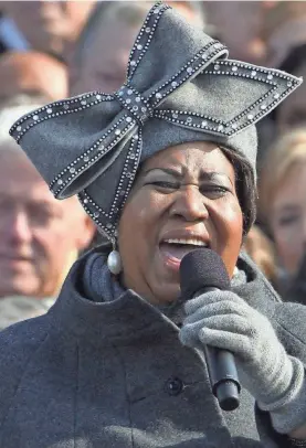  ?? AP ?? Aretha Franklin’s performanc­e at Barack Obama’s 2009 inaugurati­on was noted for her singing, but also for her hat. It’s now at the Smithsonia­n.