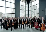  ??  ?? Ensemble
L’orchestra dei Pomeriggi Musicali che, ristretta ai soli archi per ragioni di sicurezza, eseguirà musiche di Bach, Mozart, Haydn e Gershwin